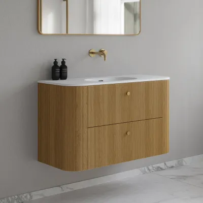 Noorwork 100 - Küchenschränke aus Eiche Natur inklusive mattweißer Corian®-Spültischplatte
