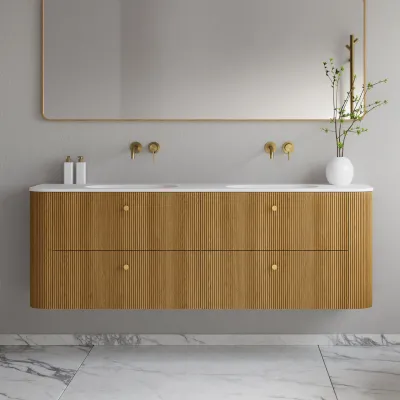 Noorwork 180D - Küchenschränke aus Eiche Natur inklusive mattweißer Corian®-Spültischplatte