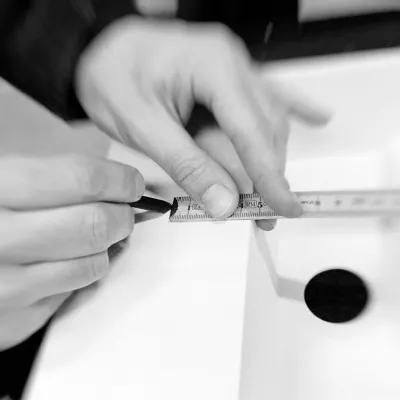 Service BHS02 - Professionelles Hahnloch, Bohrung Ø32 mm, spezielles Anschlussloch (z. B. für Vola)